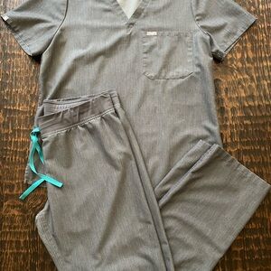 Figs Scrubs Set Graphite Gray Size L